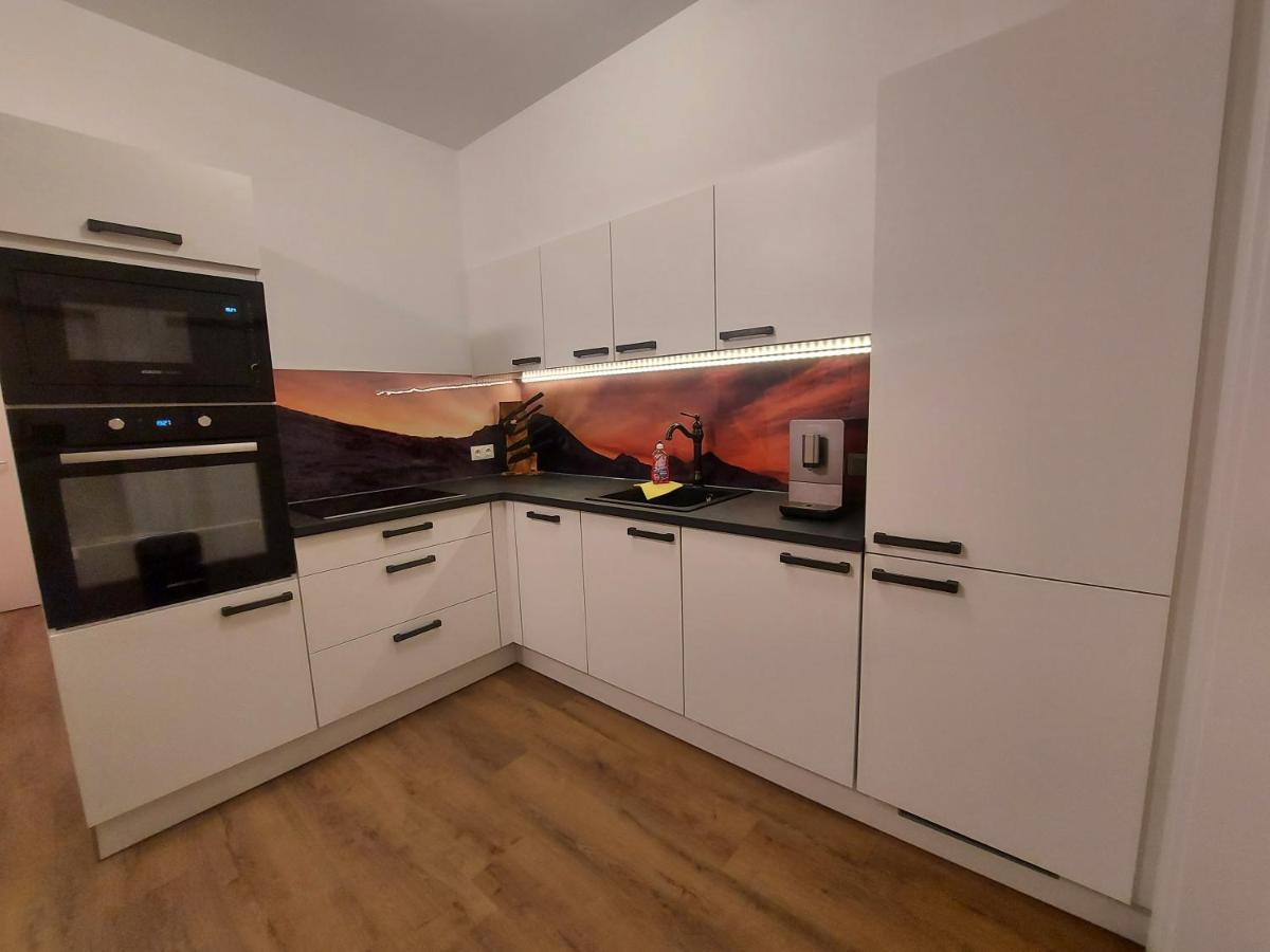 Auszeit Steiraland 8 Mit Ueberdachten Balkon Und Parkplatz Leoben  Zewnętrze zdjęcie