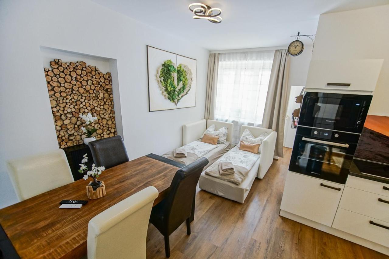 Auszeit Steiraland 8 Mit Ueberdachten Balkon Und Parkplatz Leoben  Zewnętrze zdjęcie